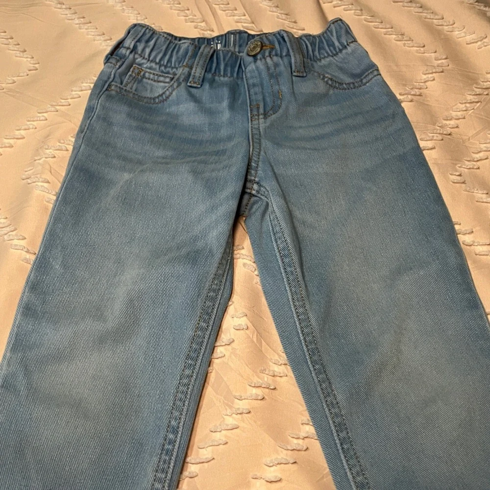 Garanimals Girls 4T Outfit Set Olive Green Smile Top & Baby Gap Denim Joggers